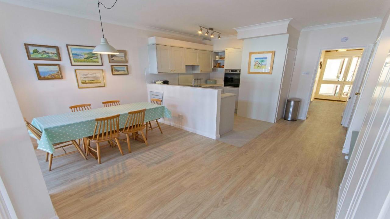 Ferienwohnung Clifton Court Apt 16 With Indoor Heated Pool & Sea Views Croyde Exterior foto